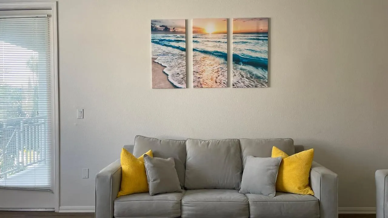 Sleep 6 Venice Beach In 5 Minutes Two Bedroom contacts