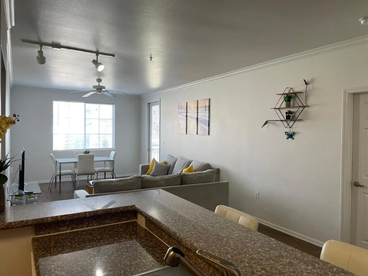 Sleep 6 Venice Beach In 5 Minutes Two Bedroom Los Angeles Apartment