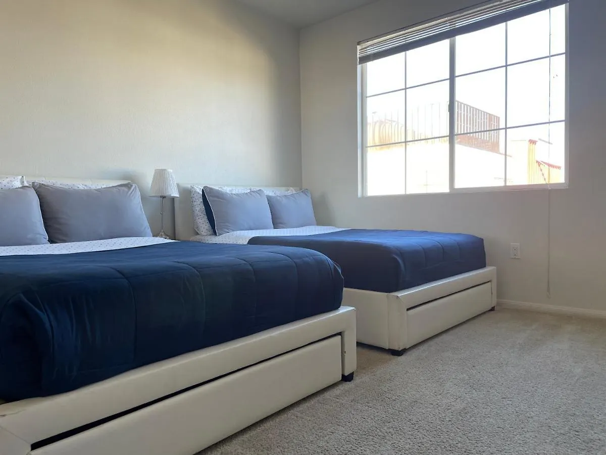 Sleep 6 Venice Beach In 5 Minutes Two Bedroom Los Angeles Apartment