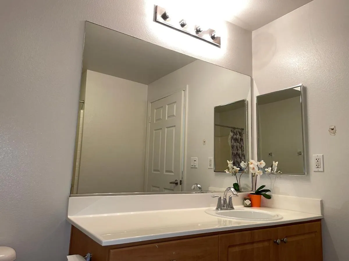 Sleep 6 Venice Beach In 5 Minutes Two Bedroom Los Angeles 0*,